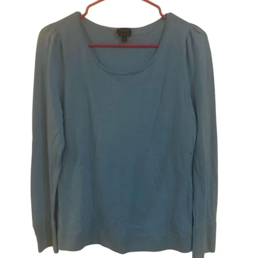 Talbots pure merino wool pearl button sleeves medium  long sleeve blue